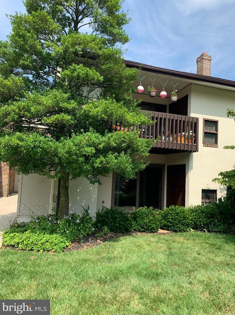 107 Raintree Ln, Frazer, PA 19355