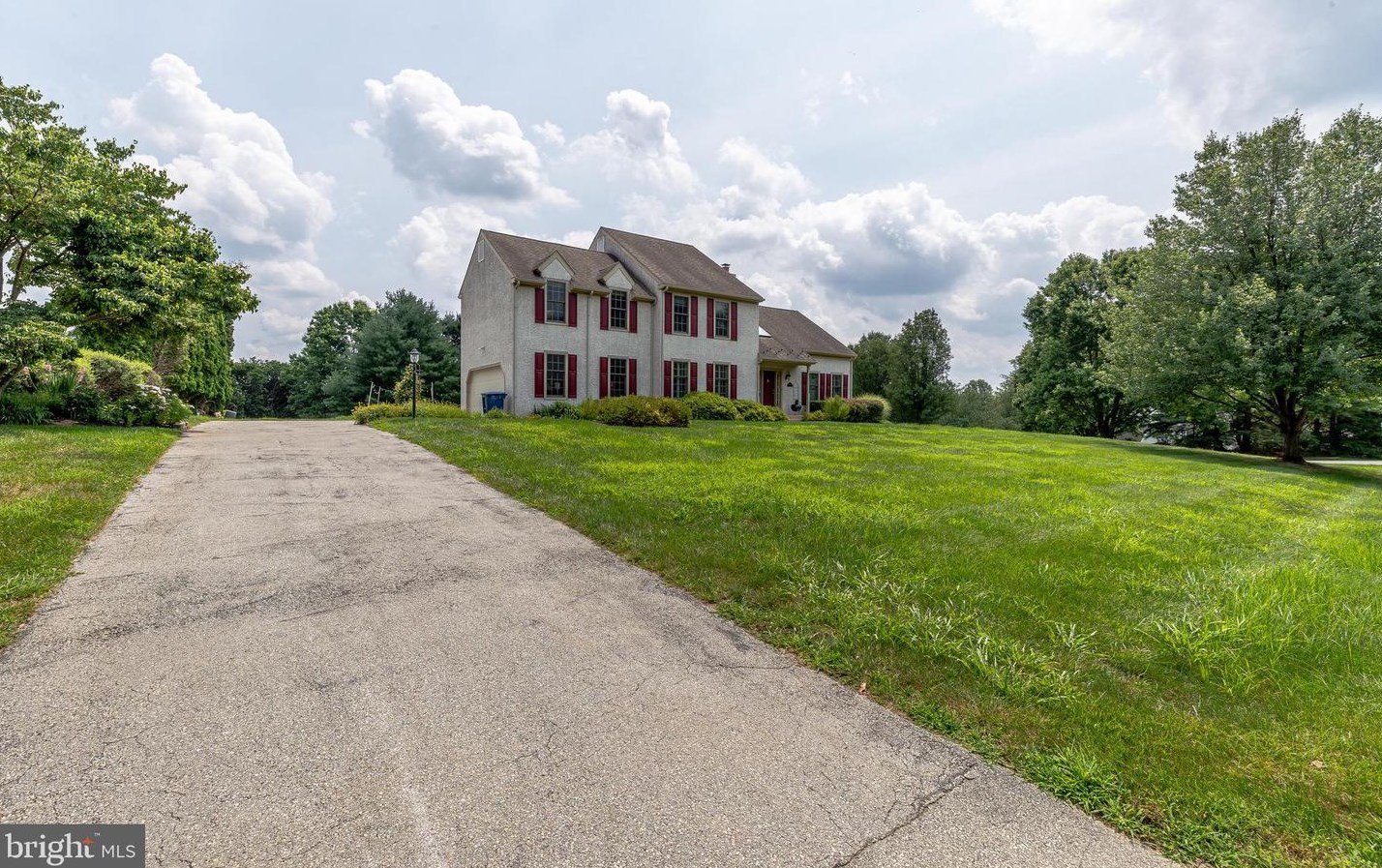 806 Apple Hill Dr, West Chester, PA 19380