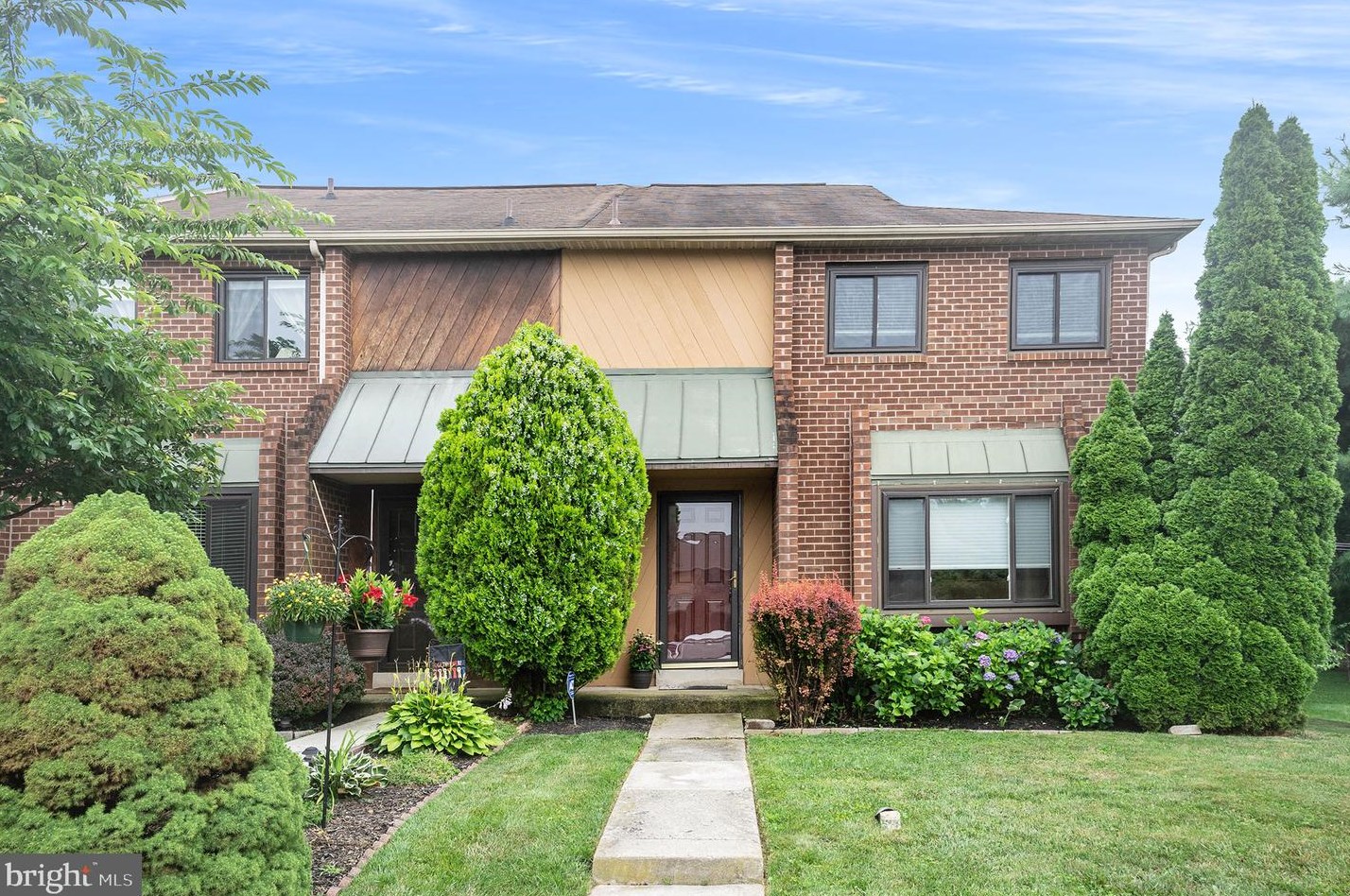 141 Conway Ct, Exton, PA 19341-2924
