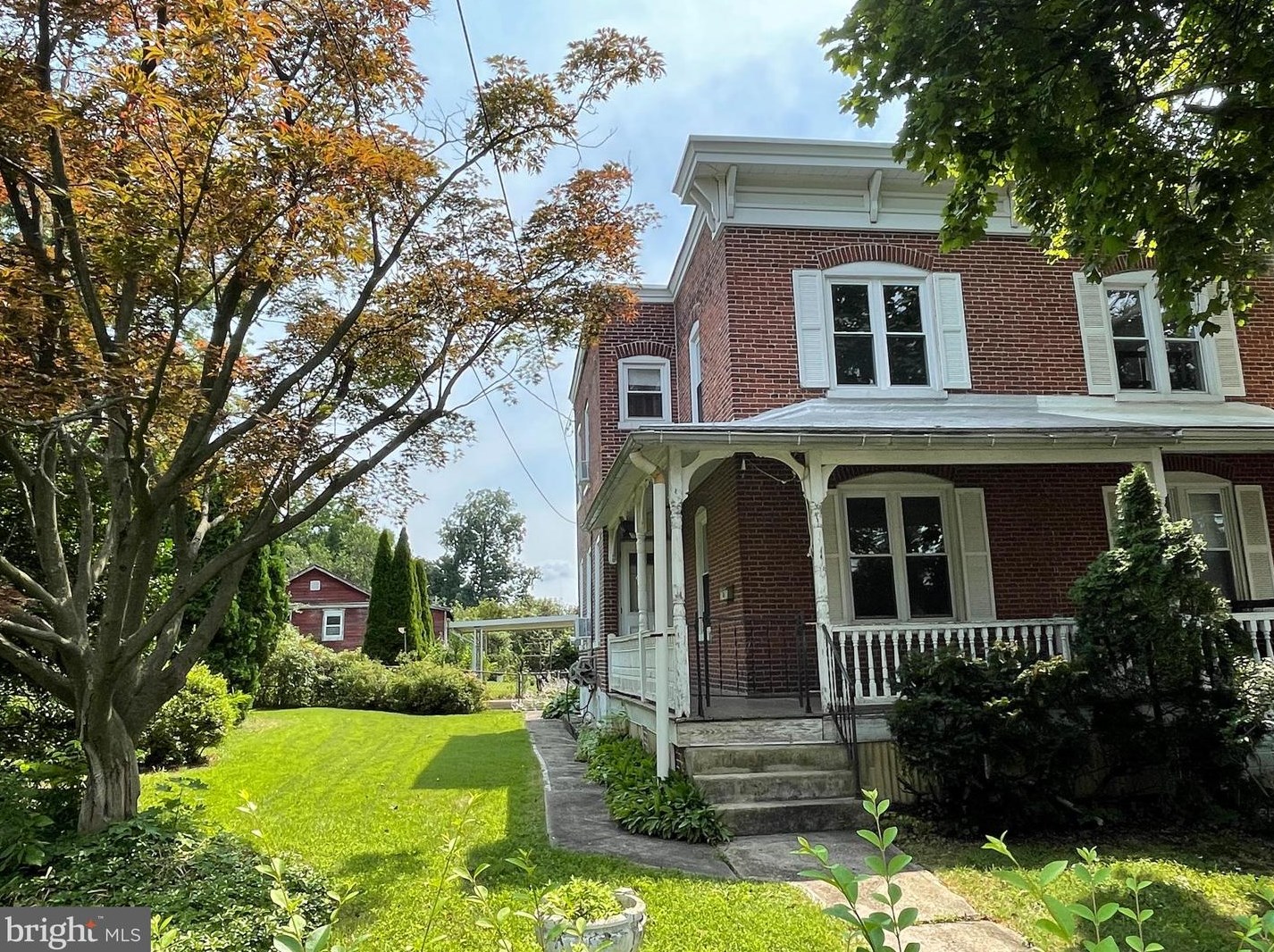 557 Cedar St, Spring City, PA 19475-1340