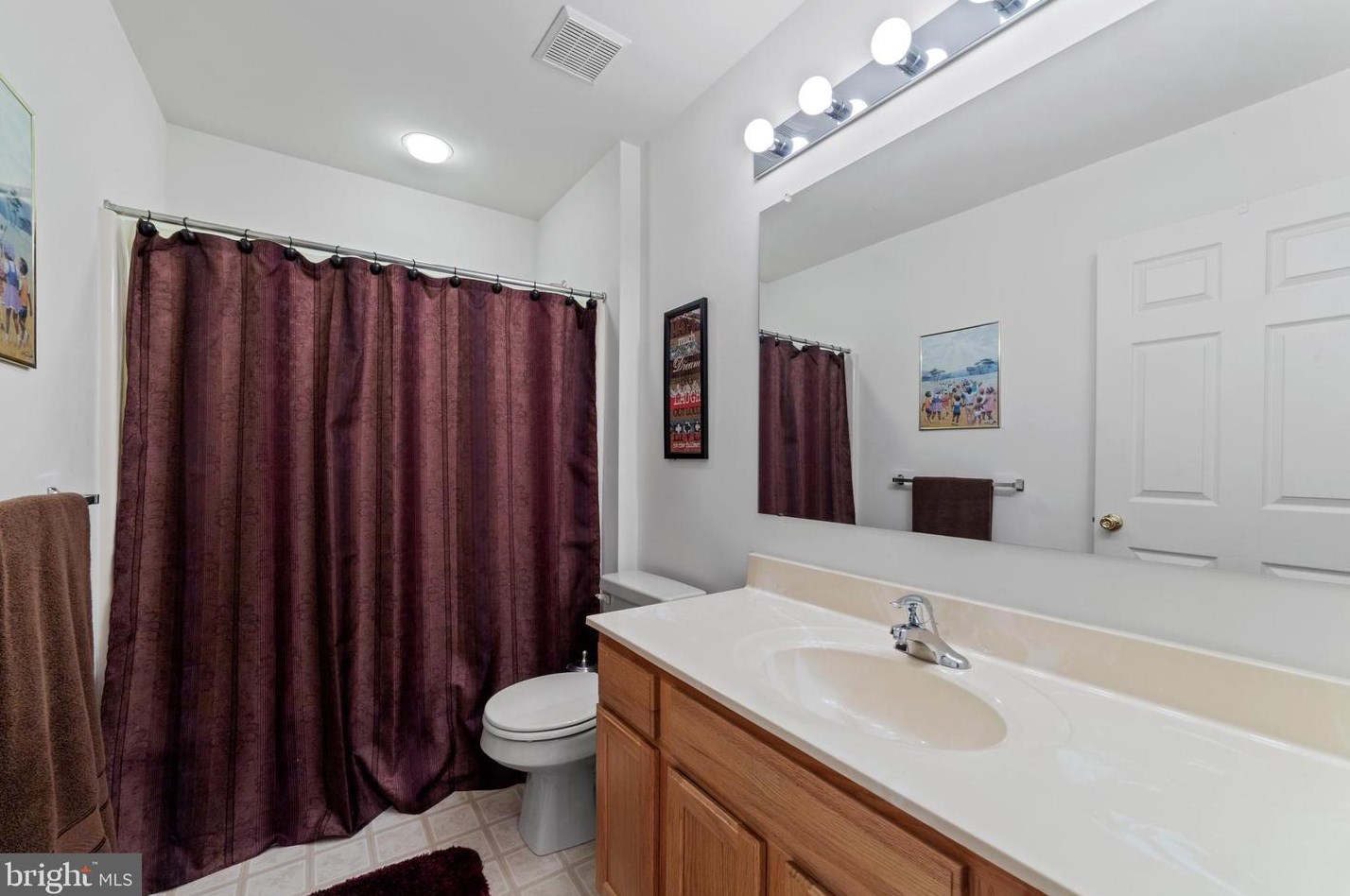 127 Watch Hill Rd, Coatesville PA  19320-3955 exterior