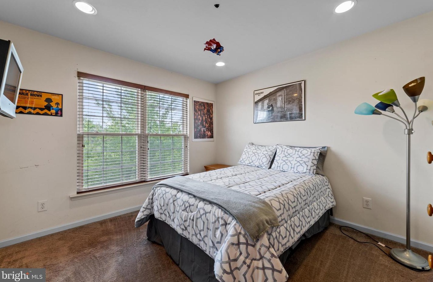 127 Watch Hill Rd, Coatesville PA  19320-3955 exterior