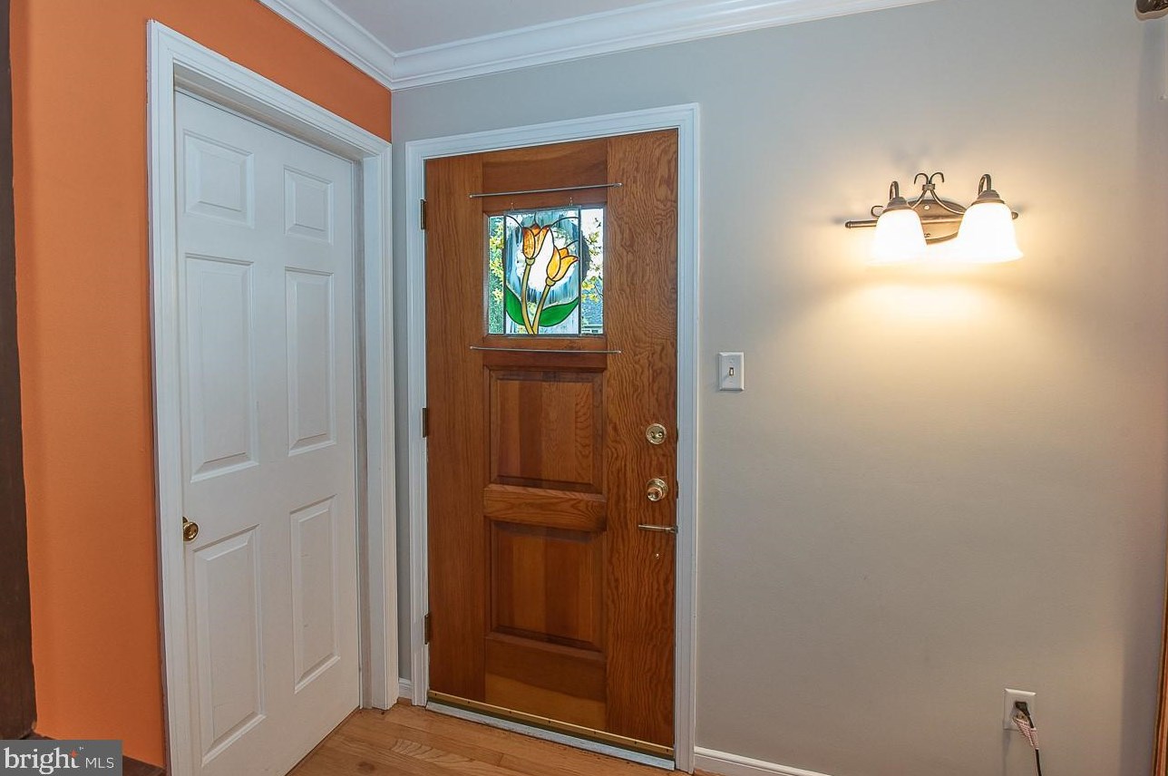 40 Mcconnell Dr, Glenmoore, PA 19343-1610