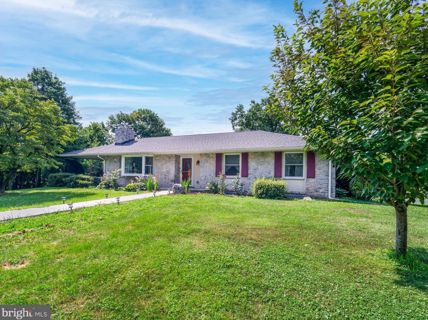 10 Freed Ave, Spring City, PA 19475-1503
