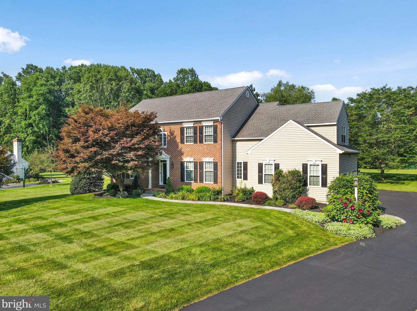 25 Yarmouth Ln, Downingtown, PA 19335