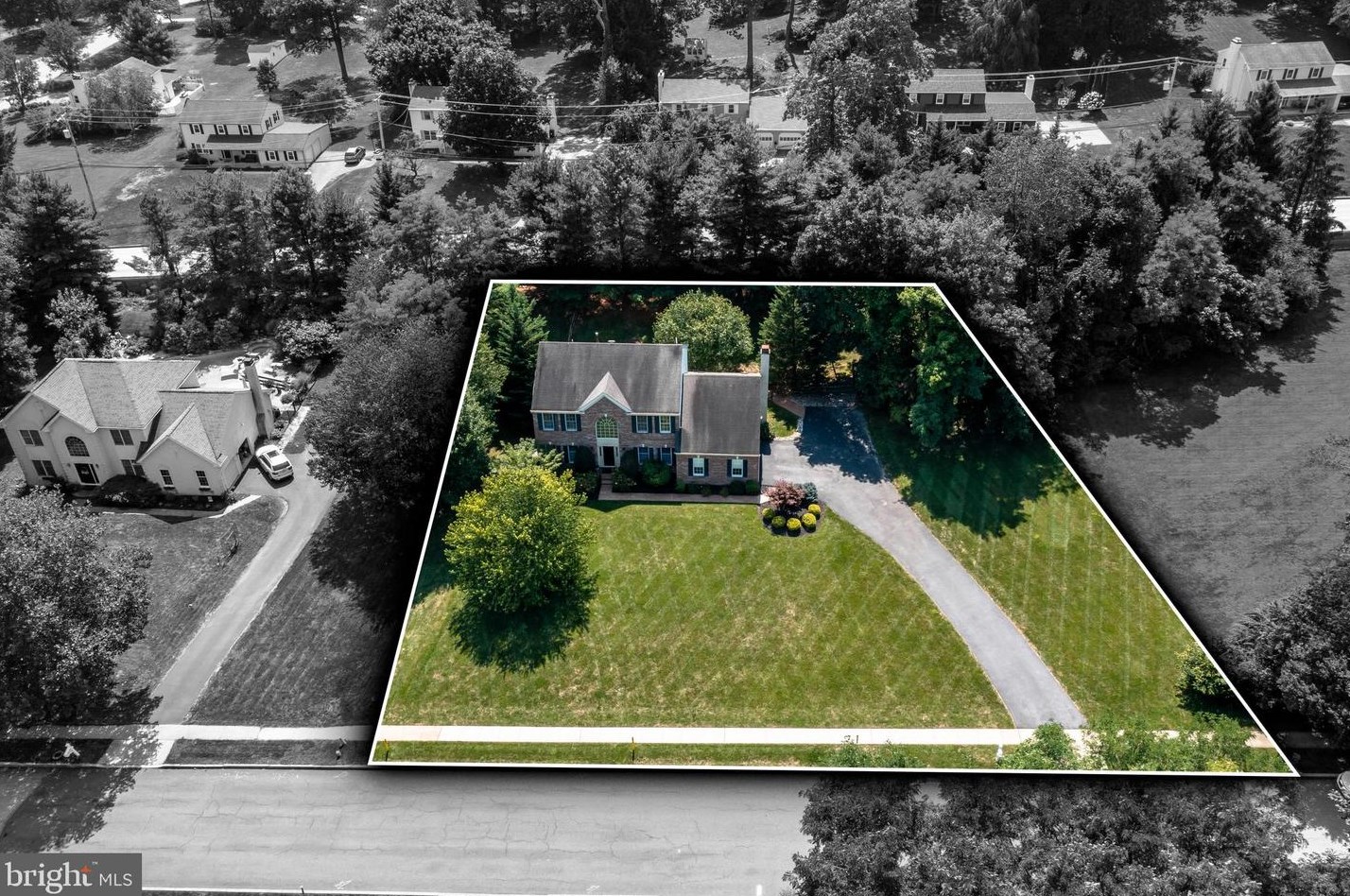 310 Long Ridge Ln, Exton, PA 19341-2195