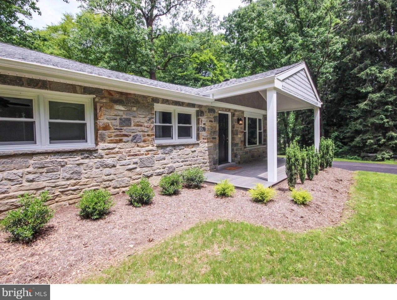 220 Chandler Rd, Chadds Ford, PA 19317