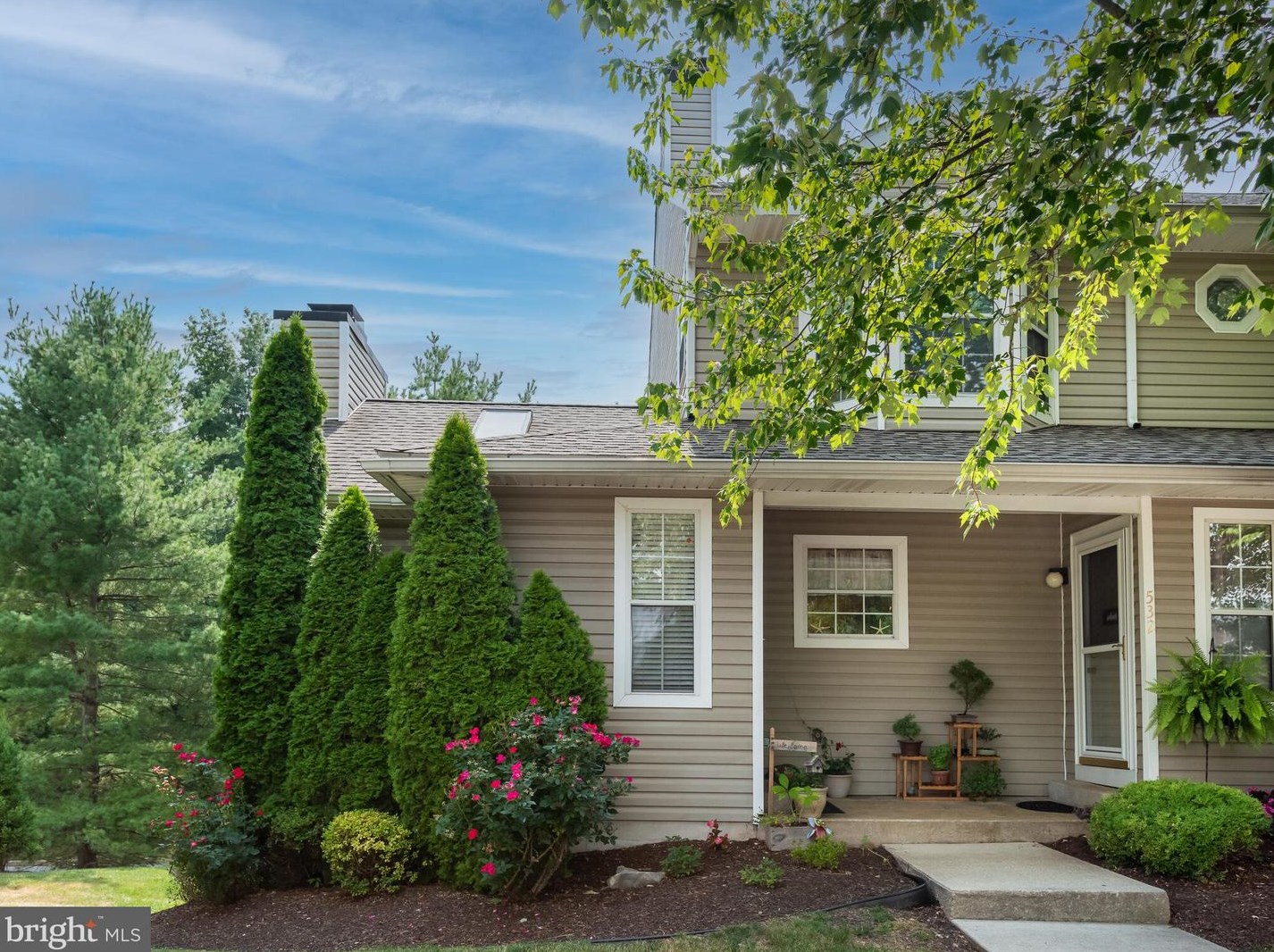 533 Astor Sq, West Chester PA  19380-1729 exterior