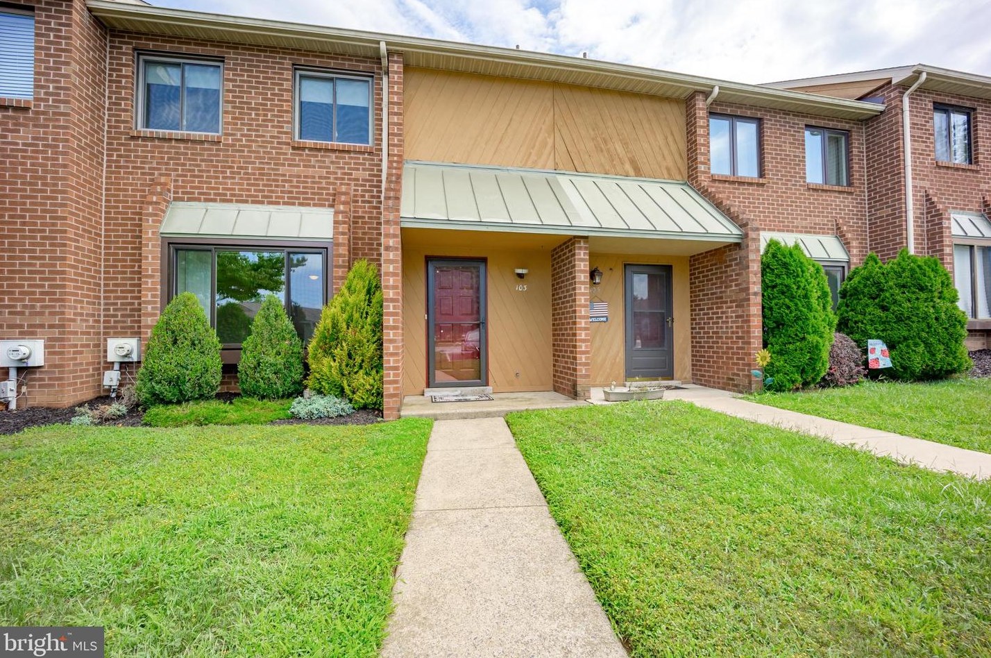103 Conway Ct, Exton, PA 19341-2913