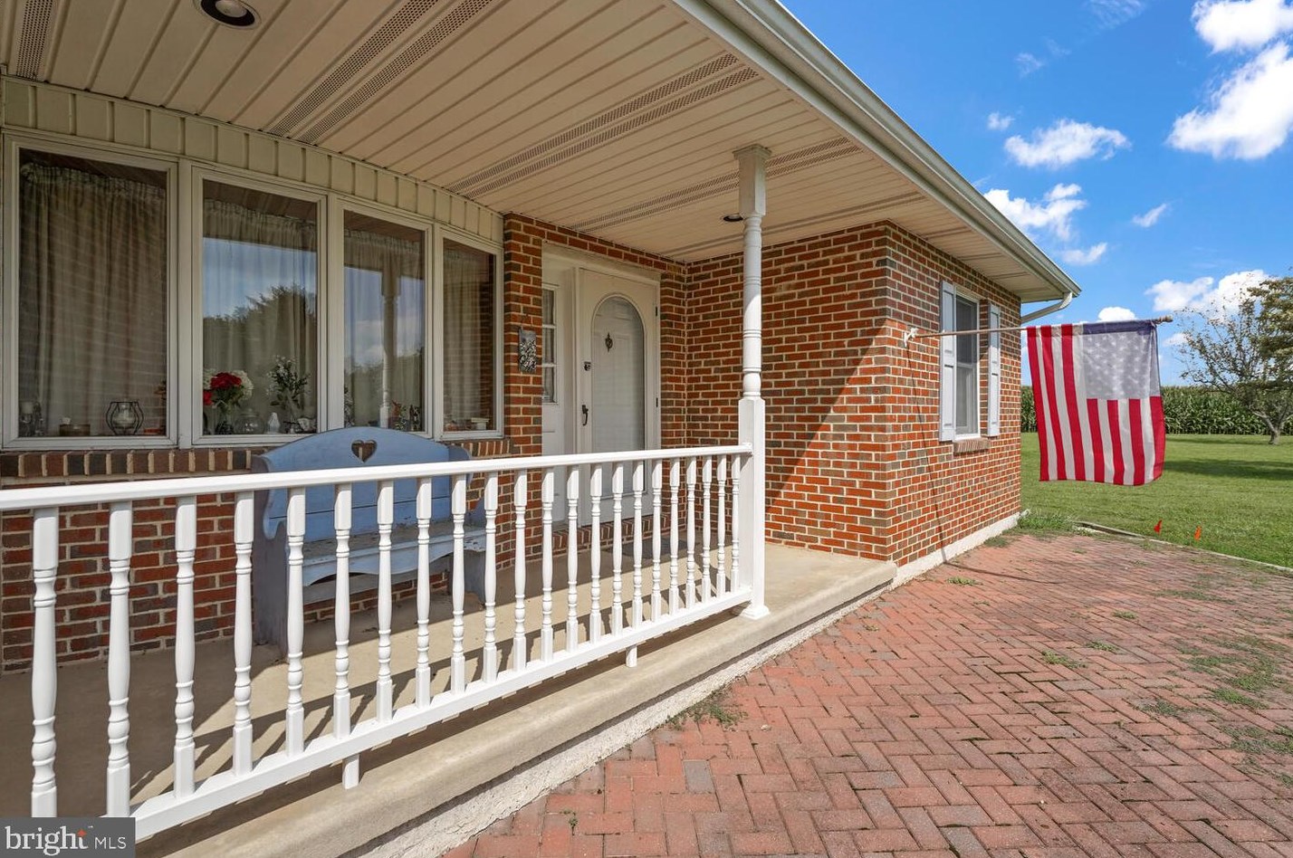 123 Township Rd, Oxford, PA 19363-1238
