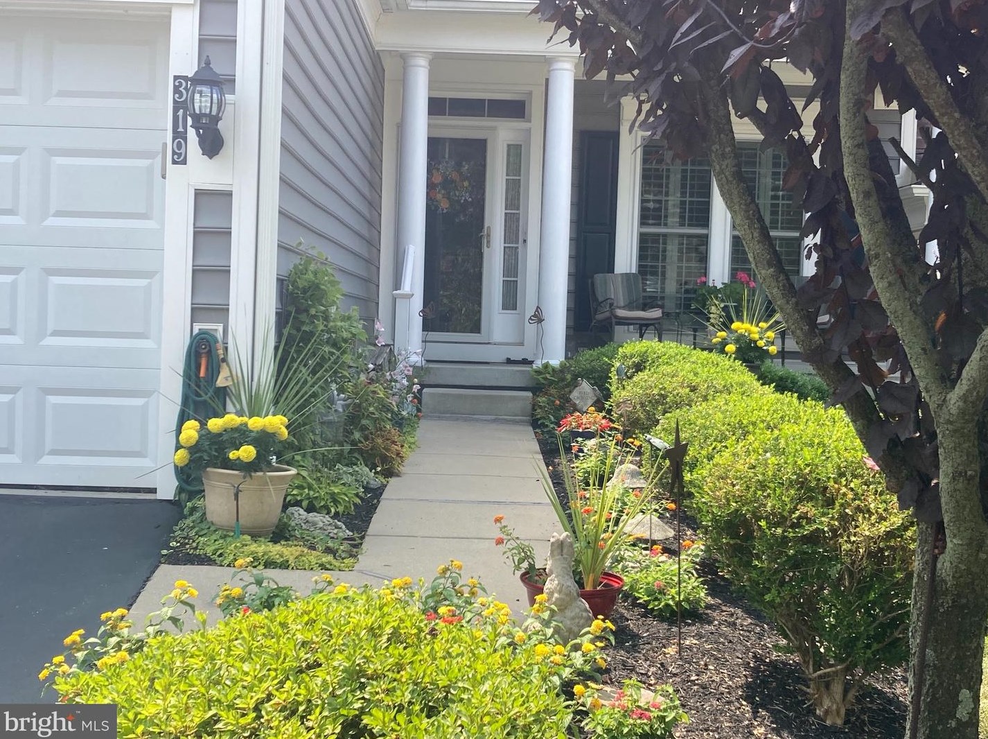 319 S Caldwell Cir, Downingtown, PA 19335