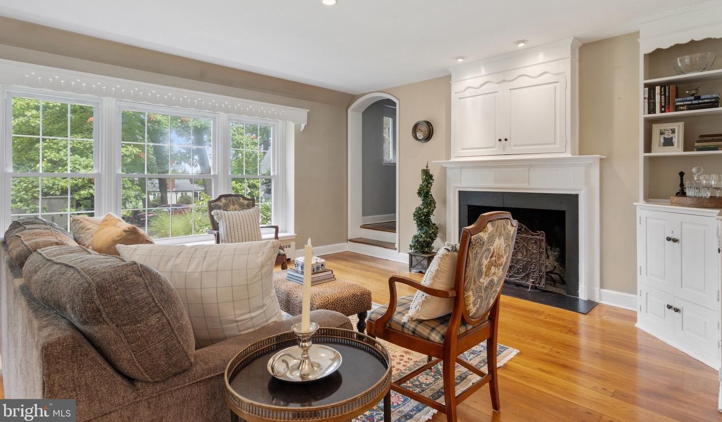 406 Newcomen Rd, Exton, PA 19341-1934