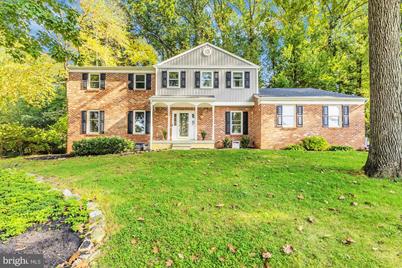 239 Autumn Drive - Photo 1