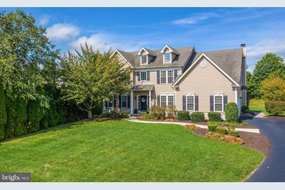 17 Fairwind Lane - Photo 1