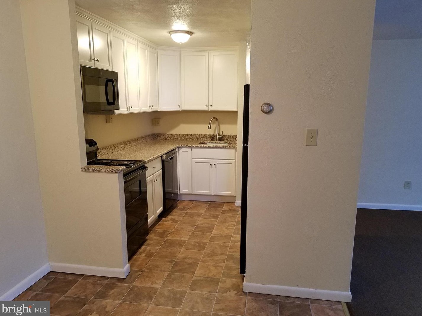 120 Penn St, Spring City, PA 19475-1759