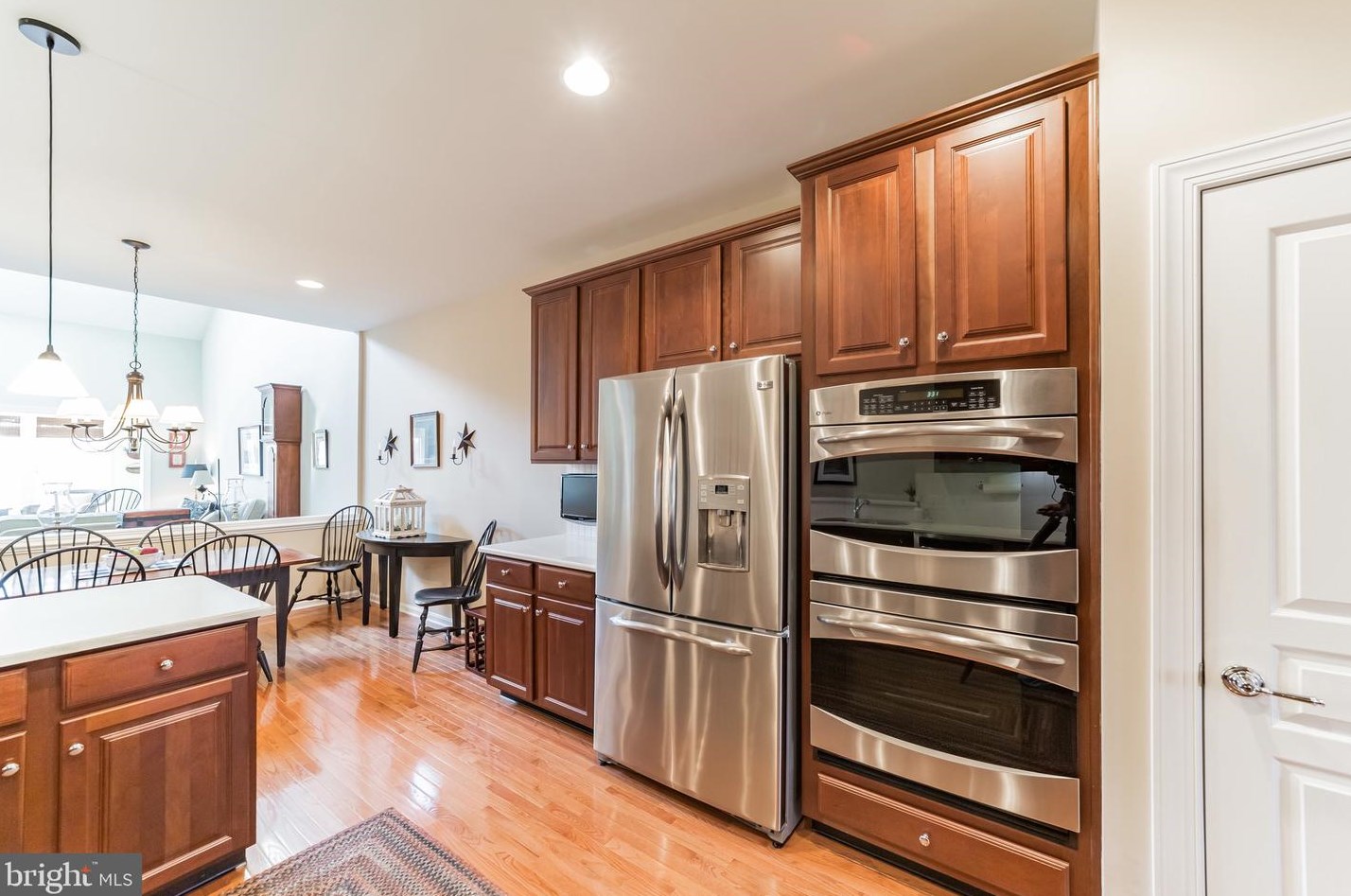 335 S Caldwell Cir, Downingtown, PA 19335