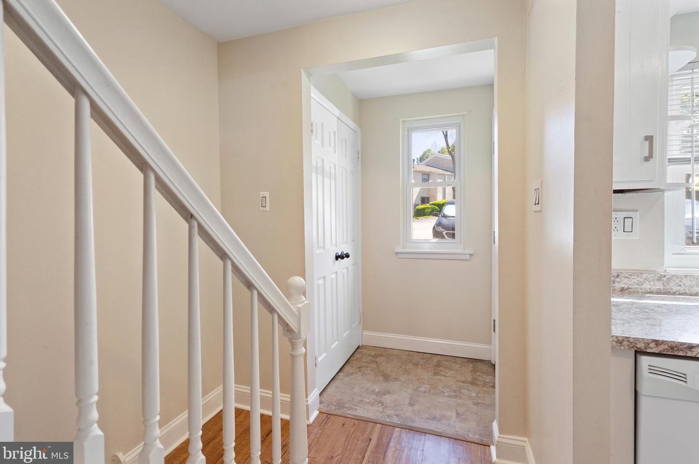 2110 Valley Dr, West Chester, PA 19382-6494