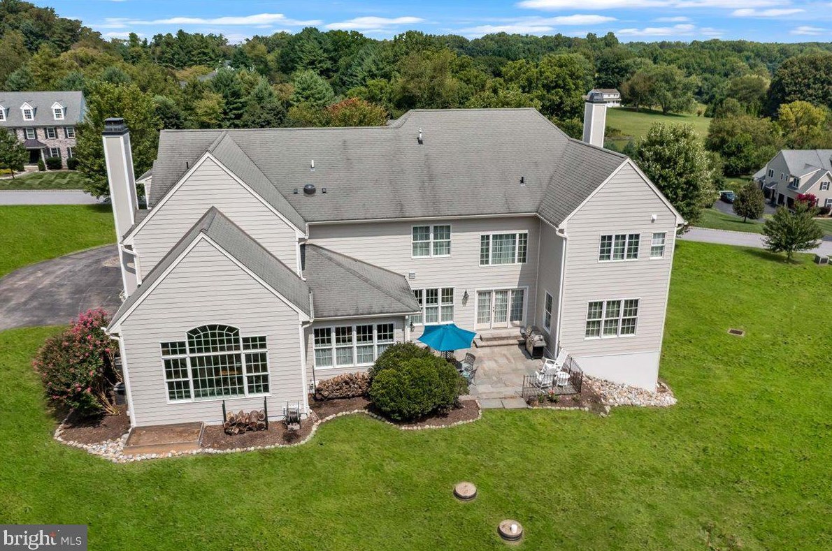 102 Wyndham Hill Dr, Kennett Sq, PA 19348