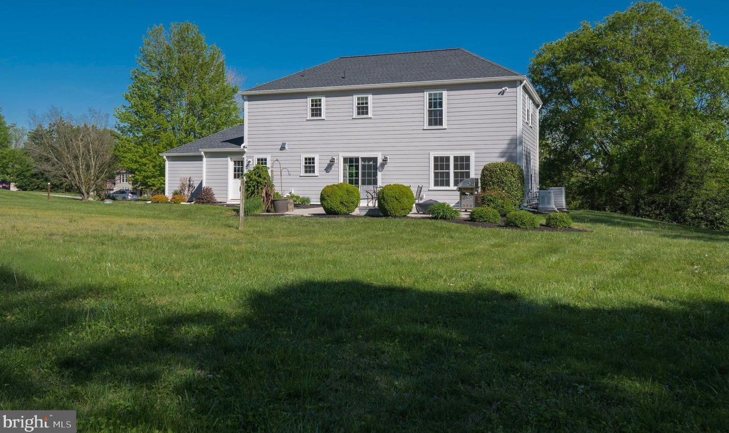 33 Kimbelot Ln, Landenberg, PA 19350