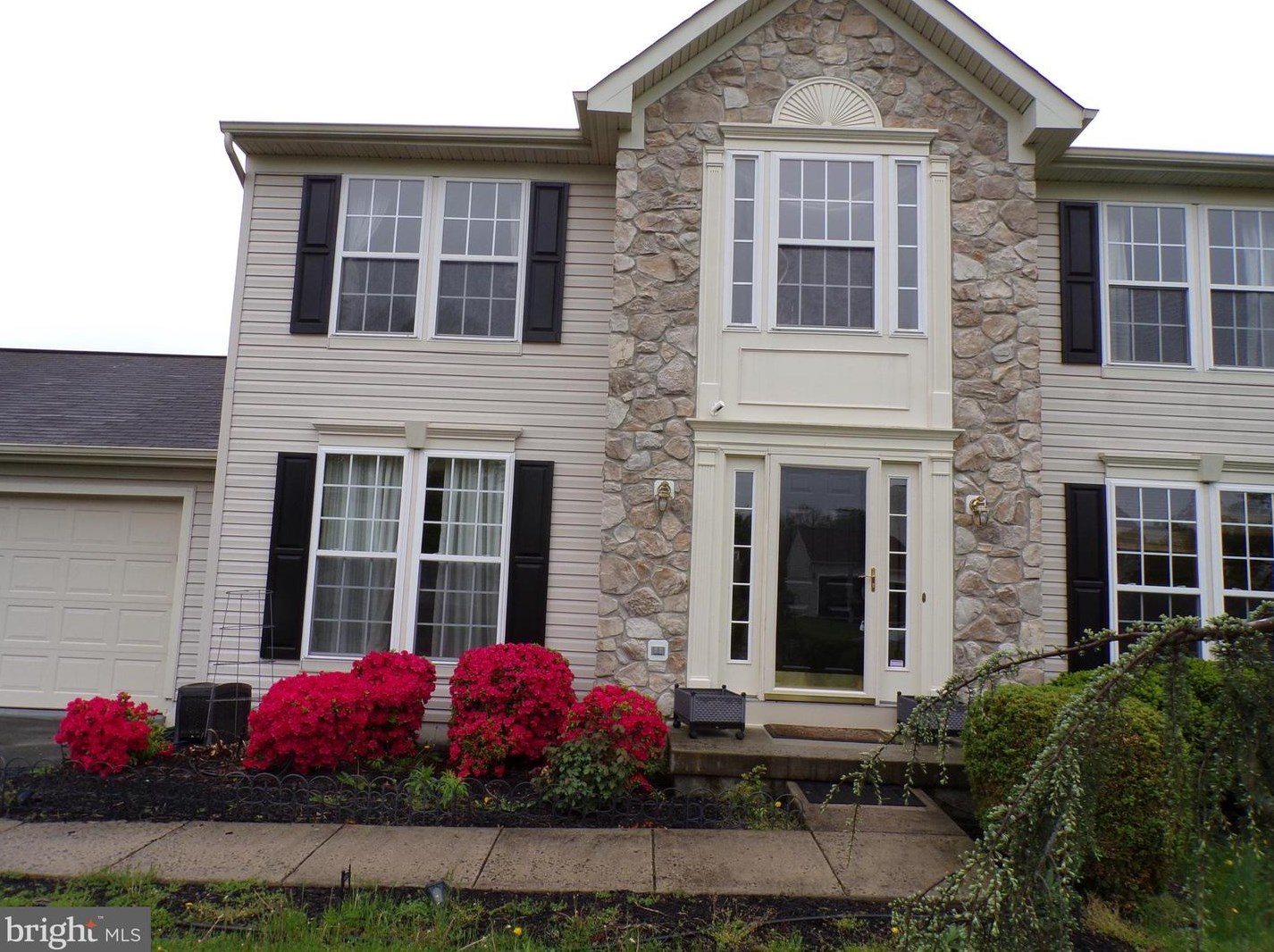 312 Foxtail Ln, Spring City, PA 19475-1678
