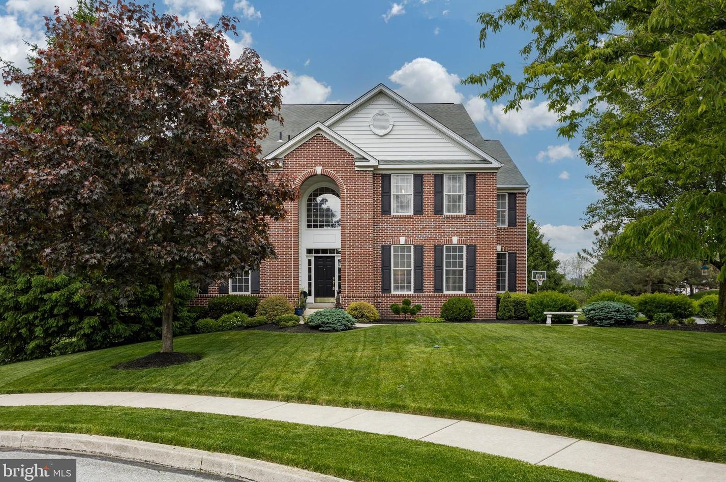 218 Warren Ct, Exton, PA 19341-3064