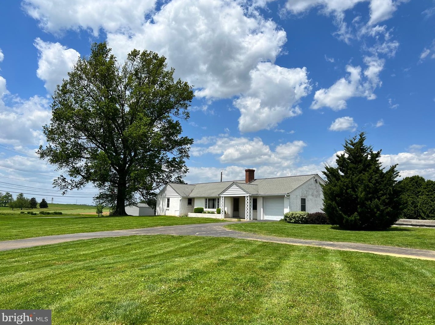 140 Granite Dr, Oxford, PA 19363