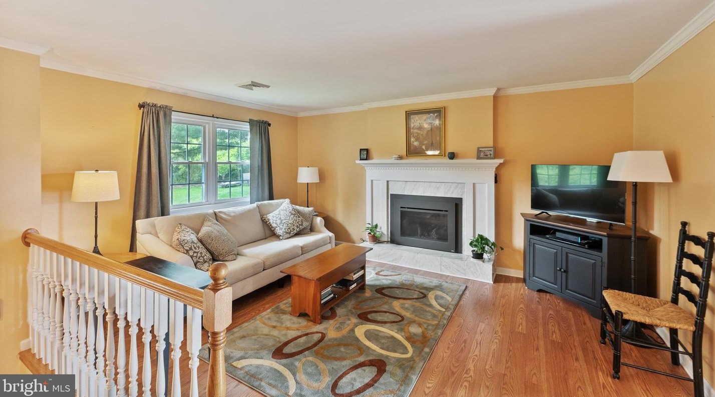 317 Coffroath Rd, Romansville, PA 19320-1012