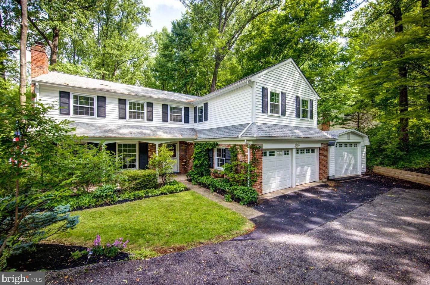 467 Howellville Rd, Berwyn, PA 19312