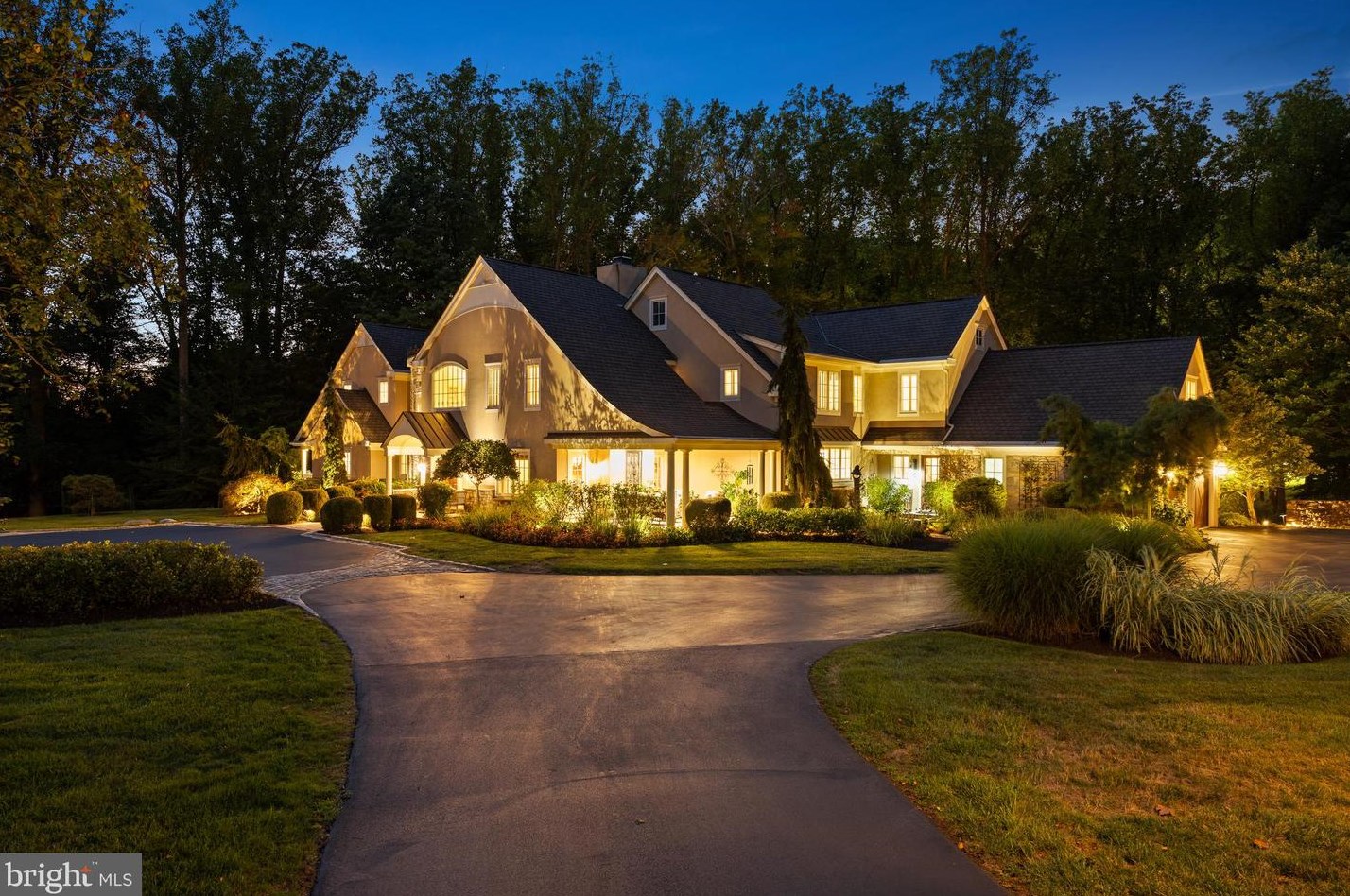 370 Dutton Mill Rd, Frazer, PA 19355-3350