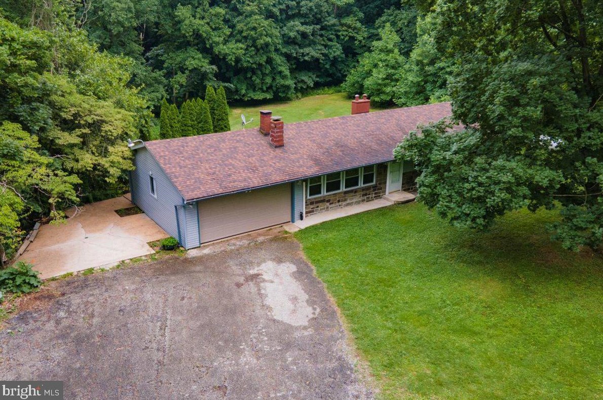 104 Hillcrest Rd, Romansville, PA 19320
