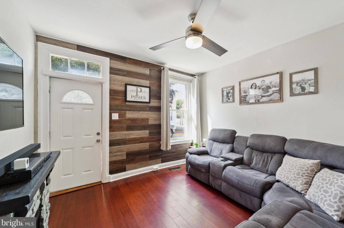 305 Miner St, West Chester, PA 19382-3127