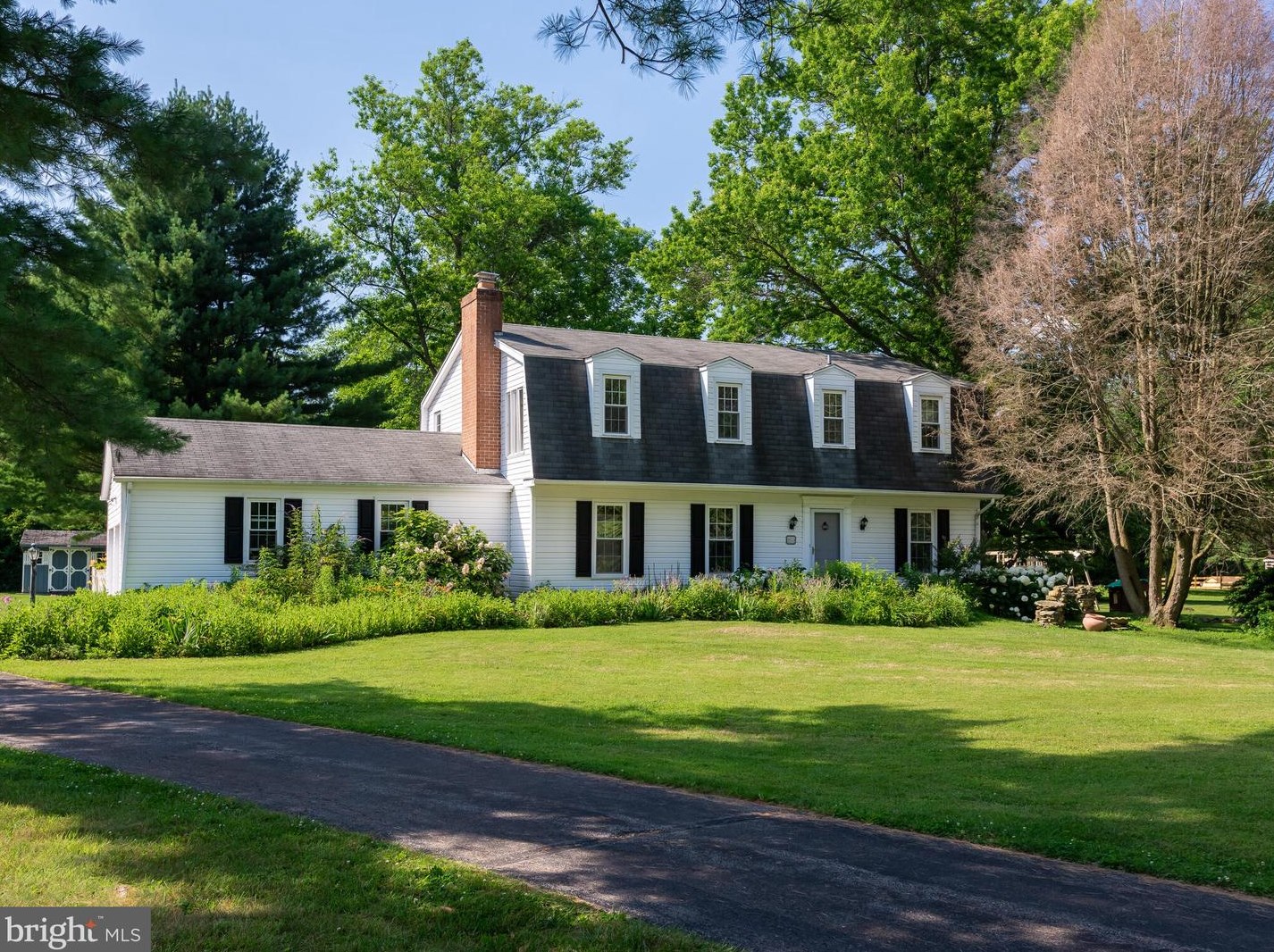 1423 Rollinview Dr, West Chester, PA 19382