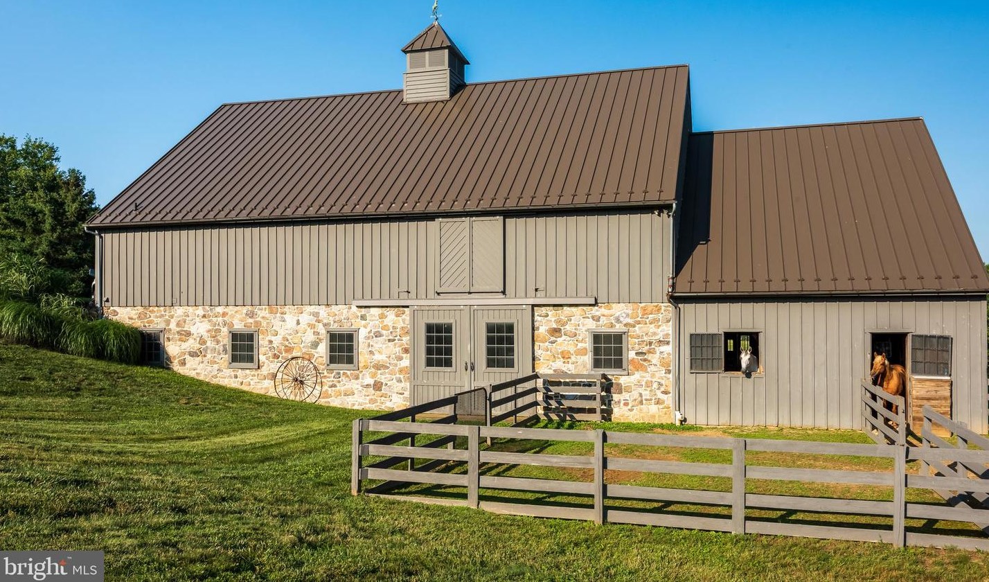 355 Fairview Rd, Romansville PA  19320-4445 exterior