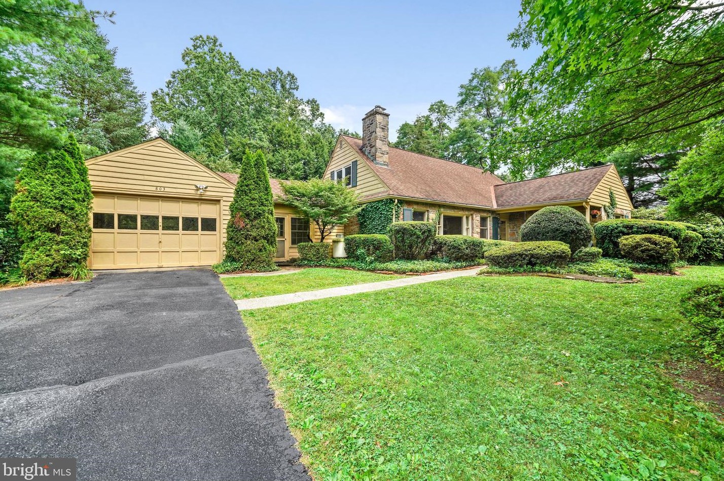 803 Spruce Ave, West Chester, PA 19382-5412