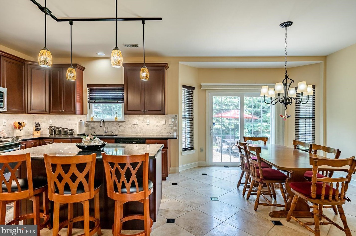 4 Avondale Cir, Exton PA 19341-2374 exterior