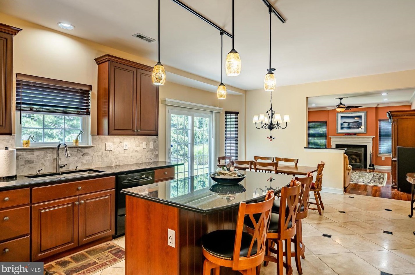 4 Avondale Cir, Exton PA 19341-2374 exterior