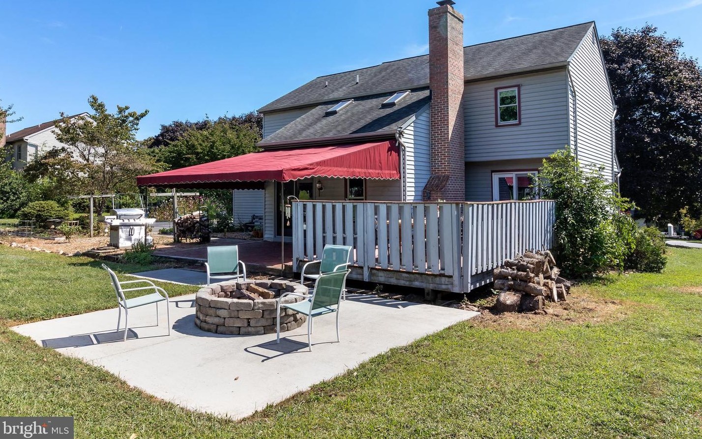 5 Red Oak Dr, New London Township, PA 19352-8919