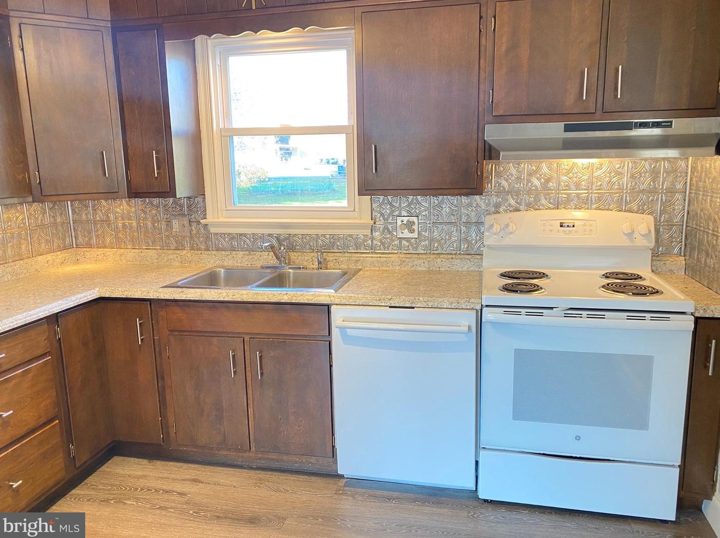 12 King St, Downingtown, PA 19335