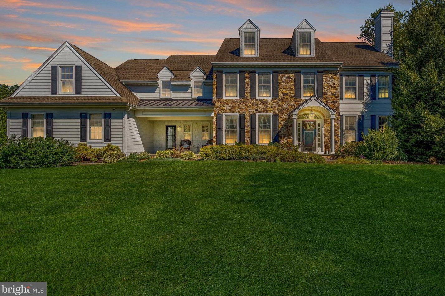5 Maentel Dr, West Chester, PA 19382