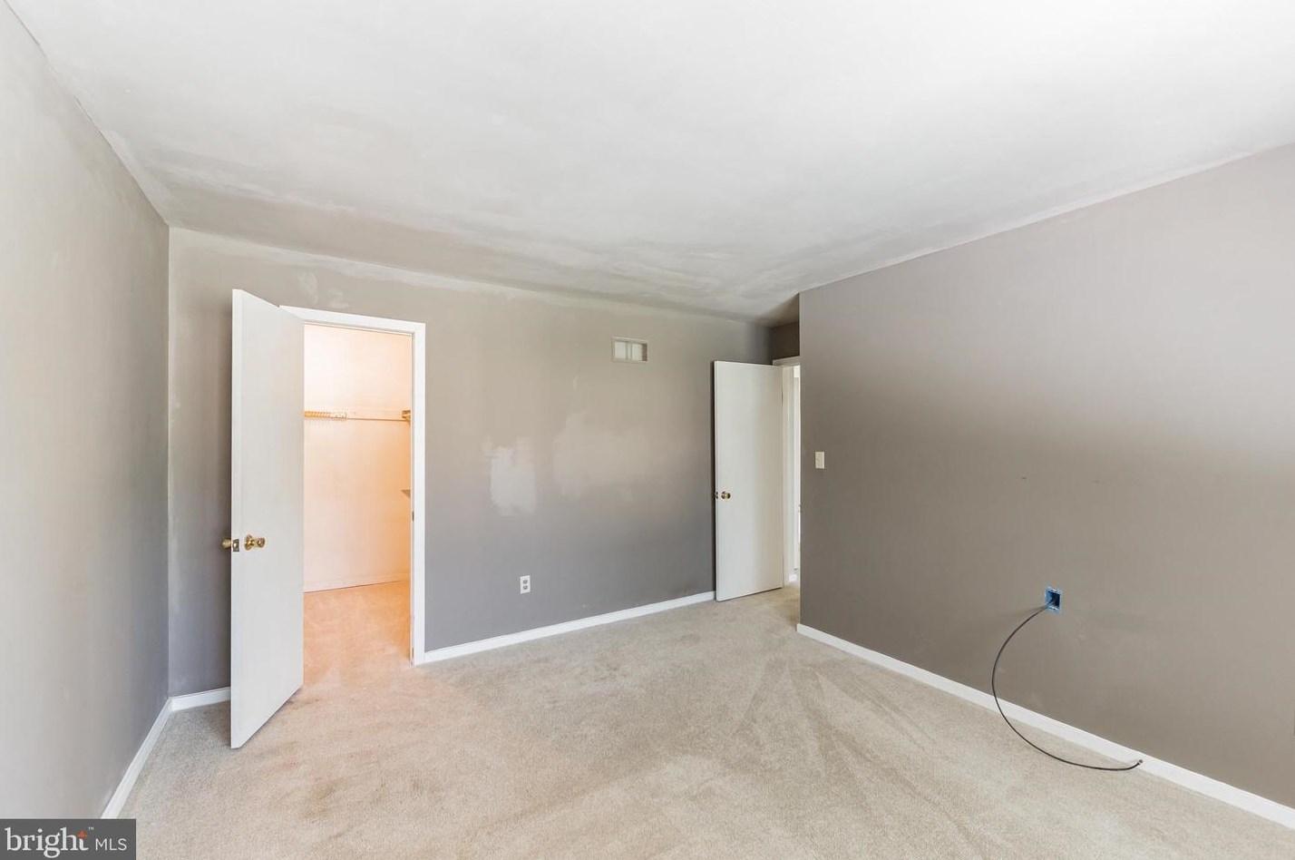 390 Lynetree Dr, West Chester PA 19380-1707 exterior