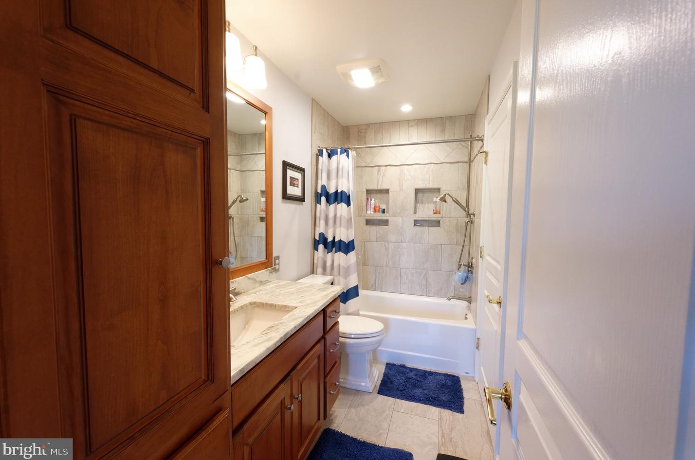 107 Applegate Dr, West Chester PA 19382-5587 exterior