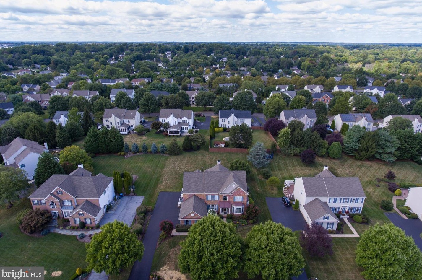 107 Applegate Dr, West Chester PA 19382-5587 exterior