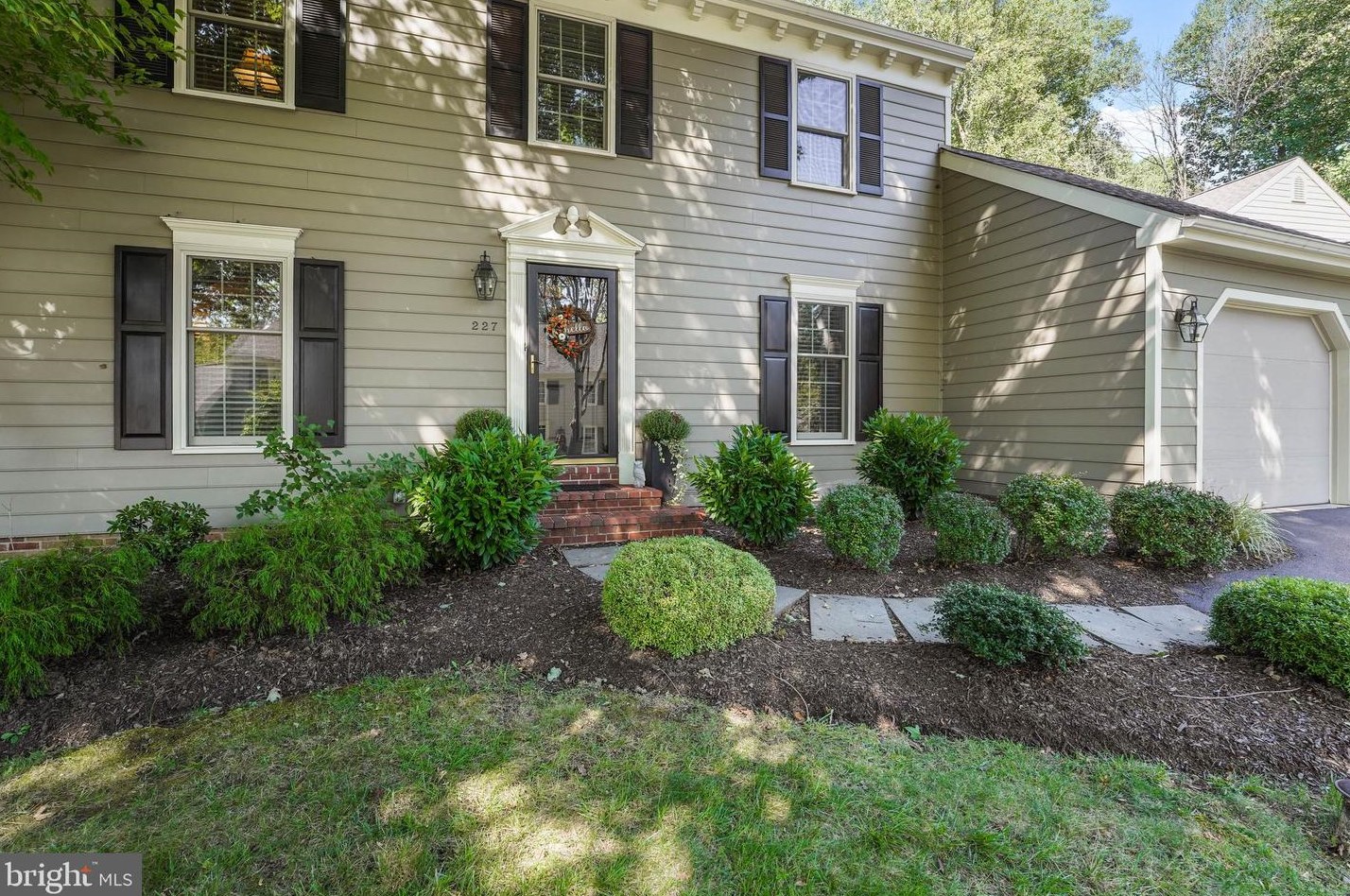 227 Cohasset Ln, West Chester, PA 19380-6504