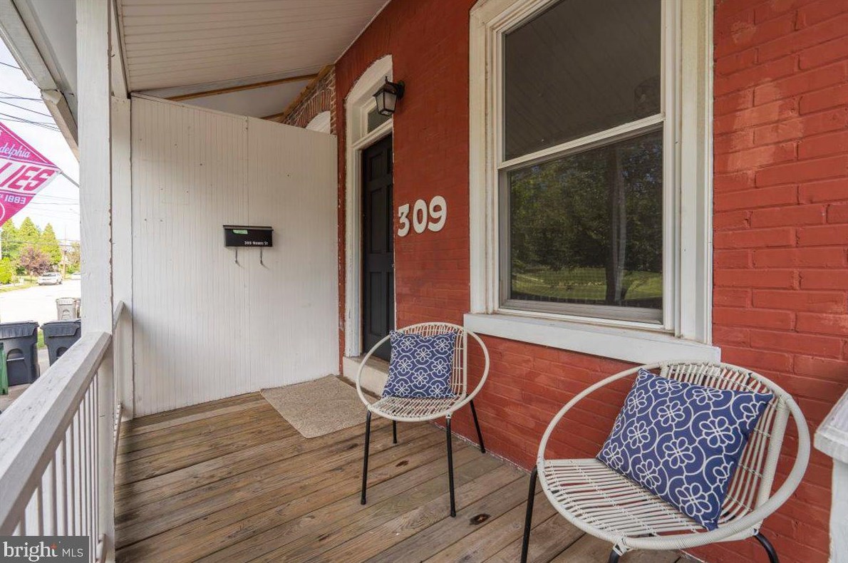 309 Morris St, Phoenixville, PA 19460-4432