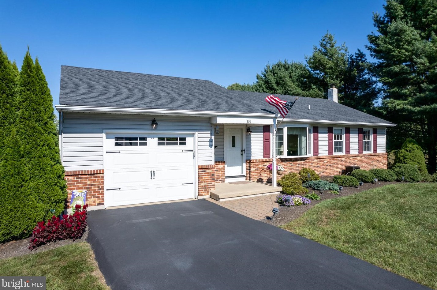 404 Vixen Pl, New London Township, PA 19352-1218