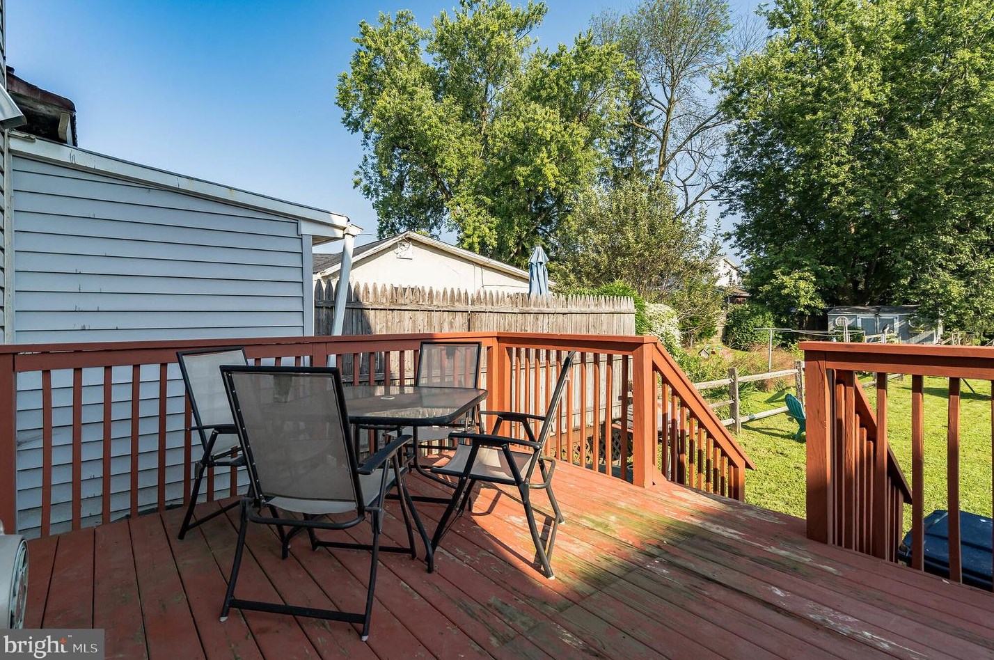 429 Broad St, Oxford PA 19363-1642 exterior