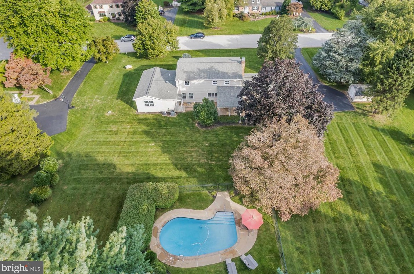 8 Knollbrook Cir, Frazer, PA 19355-1664
