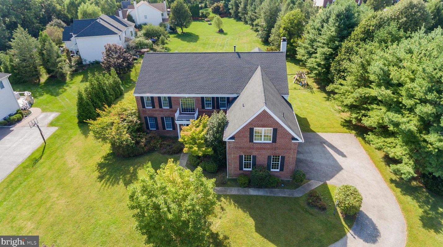 312 Landers Ct, Exton PA  19341-2354 exterior