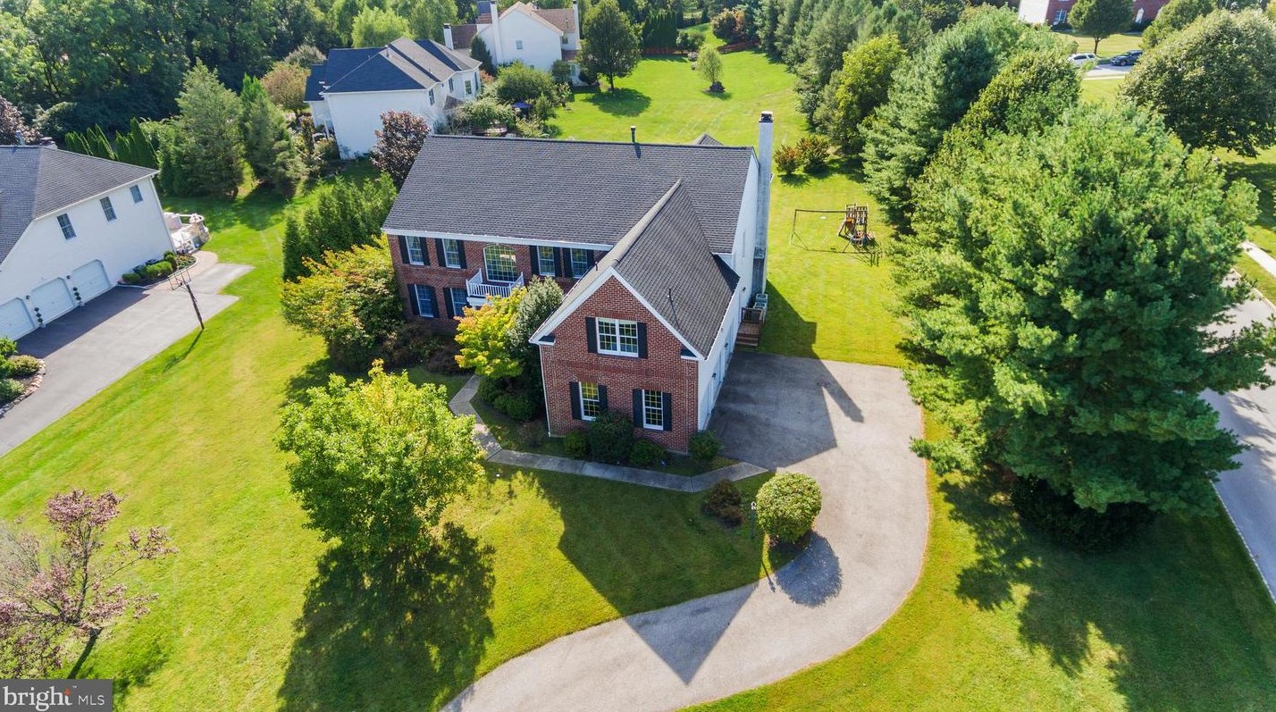 312 Landers Ct, Exton PA  19341-2354 exterior