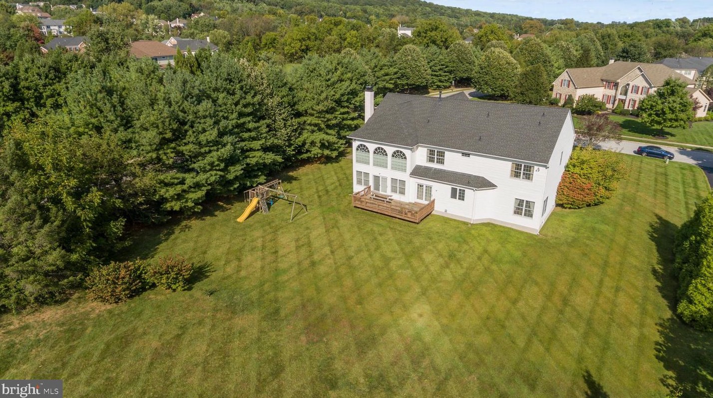 312 Landers Ct, Exton PA  19341-2354 exterior